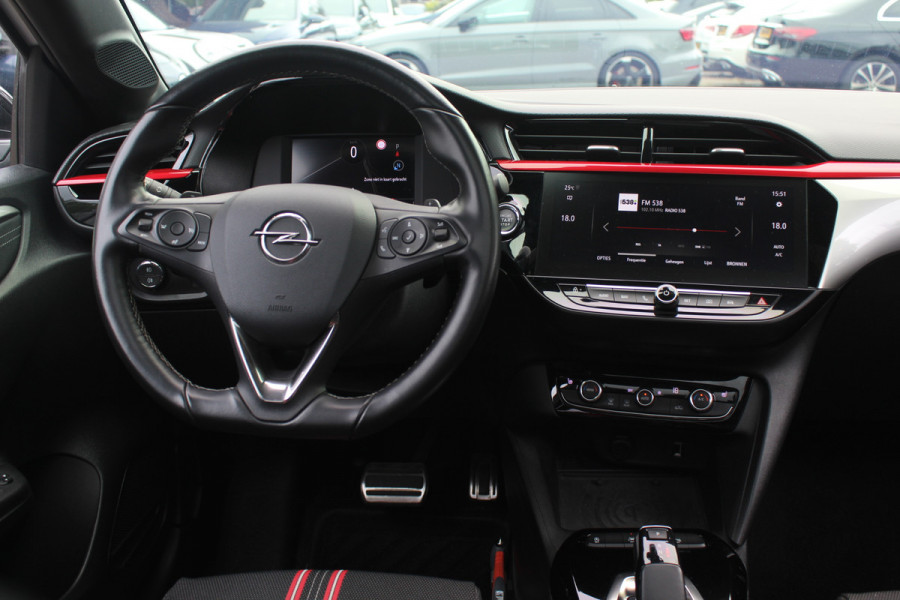 Opel Corsa 1.2 GS Line / Full option! / Panoramadak / Camera / Navigatie / Matrix LED / 17'' / Armsteun / Premiumpakket / Winterpakket / Cruise Control