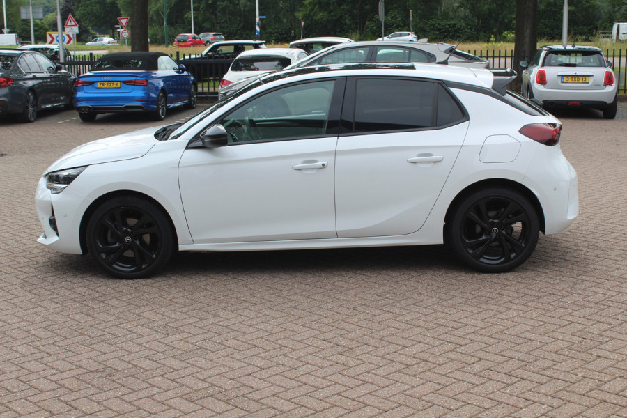 Opel Corsa 1.2 GS Line / Full option! / Panoramadak / Camera / Navigatie / Matrix LED / 17'' / Armsteun / Premiumpakket / Winterpakket / Cruise Control