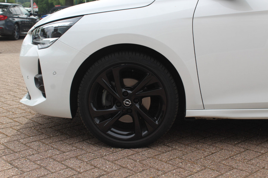 Opel Corsa 1.2 GS Line / Full option! / Panoramadak / Camera / Navigatie / Matrix LED / 17'' / Armsteun / Premiumpakket / Winterpakket / Cruise Control