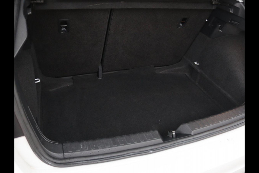Audi A1 30 TFSI epic | Virtual Cockpit | Cruise control | Airco | Bluetooth | LED | Regen-/lichtsensor