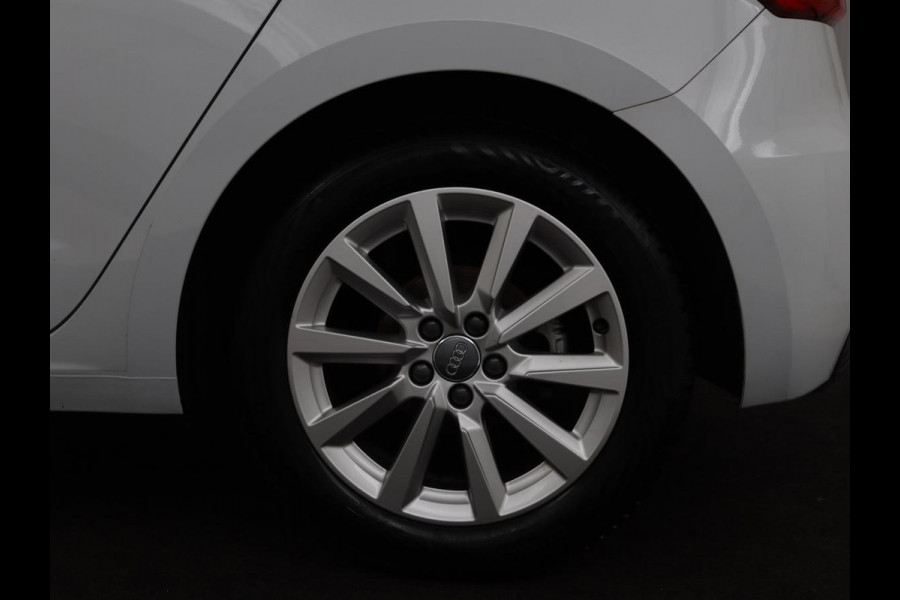 Audi A1 30 TFSI epic | Virtual Cockpit | Cruise control | Airco | Bluetooth | LED | Regen-/lichtsensor