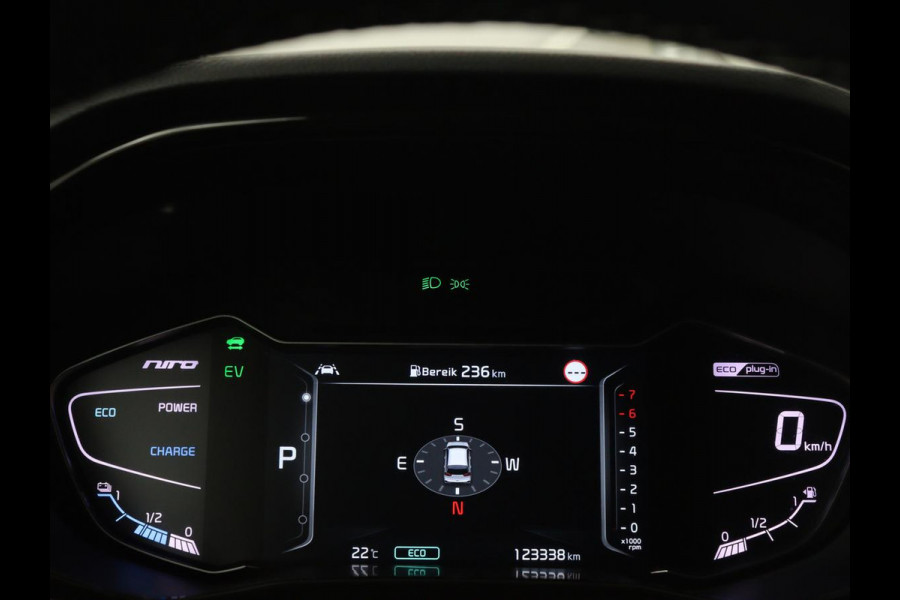 Kia Niro 1.6 GDi PHEV ExecutiveLine | Schuifdak | Stoelventilatie | Leder | JBL Sound | Carplay | Stuur & achterbankverwarming | Adaptive cruise | Navigatie | Full LED | Keyless