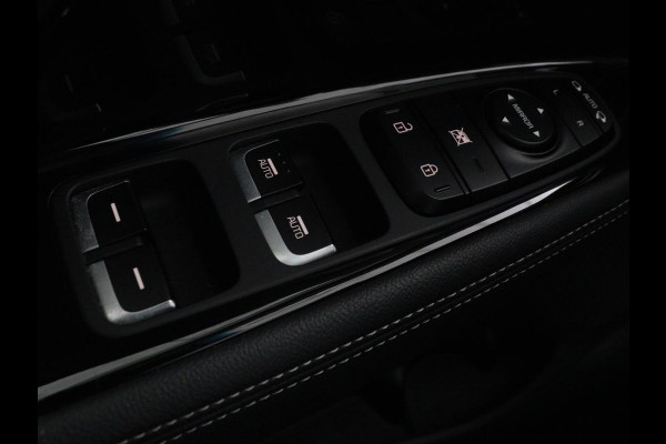 Kia Niro 1.6 GDi PHEV ExecutiveLine | Schuifdak | Stoelventilatie | Leder | JBL Sound | Carplay | Stuur & achterbankverwarming | Adaptive cruise | Navigatie | Full LED | Keyless