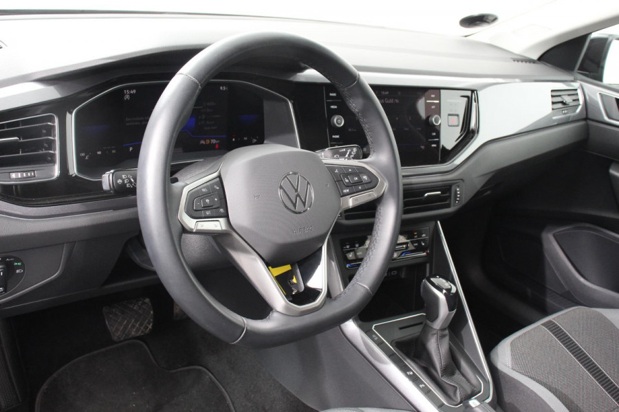Volkswagen Polo 1.0 TSI DSG Style 110Pk | Navigatie | Apple Carplay/Android Auto | Climate Control | Virtual Cockpit | Adaptive Cruise Control | Parkeersensoren | Lane Assist | Privacy Glass |