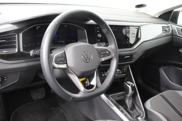 Volkswagen Polo 1.0 TSI DSG Style 110Pk | Navigatie | Apple Carplay/Android Auto | Climate Control | Virtual Cockpit | Adaptive Cruise Control | Parkeersensoren | Lane Assist | Privacy Glass |