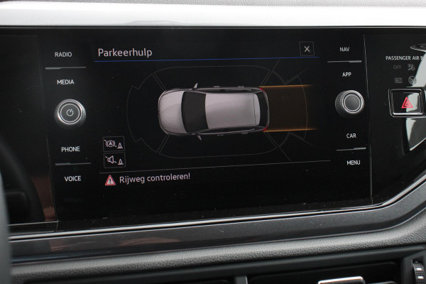 Volkswagen Polo 1.0 TSI DSG Style 110Pk | Navigatie | Apple Carplay/Android Auto | Climate Control | Virtual Cockpit | Adaptive Cruise Control | Parkeersensoren | Lane Assist | Privacy Glass |