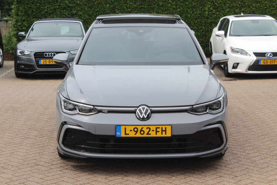 Volkswagen Golf 1.5 eTSI R-Line / Panoramadak / Camera / Harman Kardon / Matrix LED / 18'' / Navigatie / DAB / ACC / Dodehoek / Stuurverwarming / Stoelverwarming