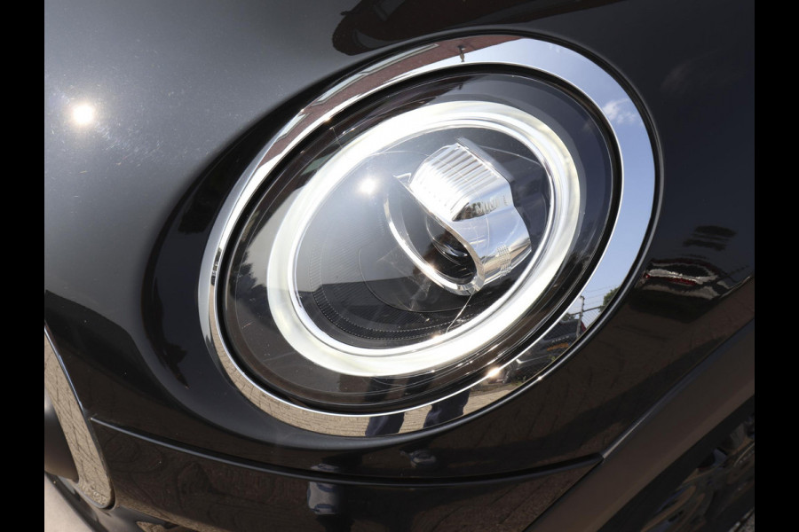 MINI Mini 1.5 One Automaat Business Edition | Navigatie | PDC | Cruise Control | Airco | 17" Lichtmetalen velgen | 5-Deurs