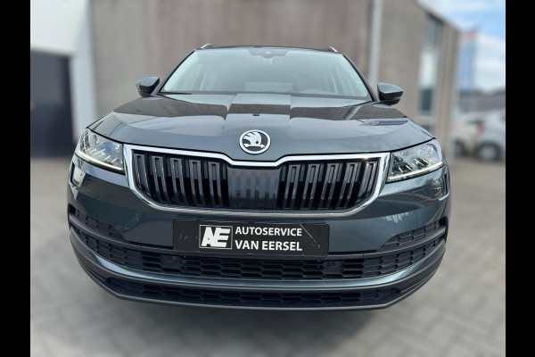 Škoda Karoq 1.5 TSI ACT Style Business TREKHAAK / CAMERA / PDC V+A / NAVI / ACC / CARPLAY / NAVI / 150PK / DSG