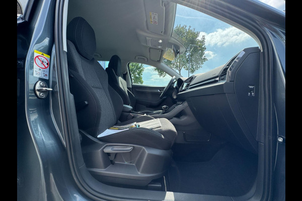 Škoda Karoq 1.5 TSI ACT Style Business TREKHAAK / CAMERA / PDC V+A / NAVI / ACC / CARPLAY / NAVI / 150PK / DSG