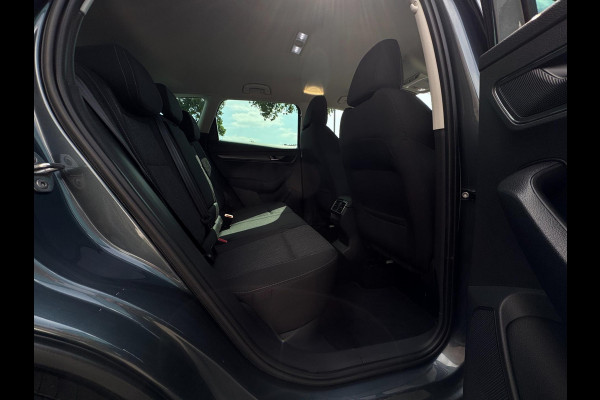 Škoda Karoq 1.5 TSI ACT Style Business TREKHAAK / CAMERA / PDC V+A / NAVI / ACC / CARPLAY / NAVI / 150PK / DSG