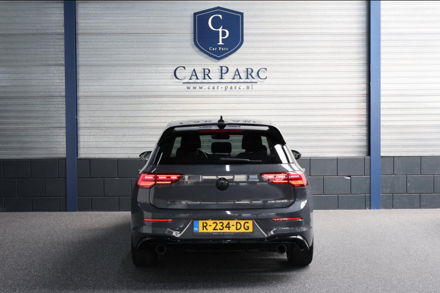 Volkswagen Golf 1.5 eTSI R-Line IQ+LED/VIRTUAL/SFEER/ALCANTARA+S.VERWARMING+MASSAGE/18" LMVCAM/ACC/ECC/12 MDN GARANTIE!