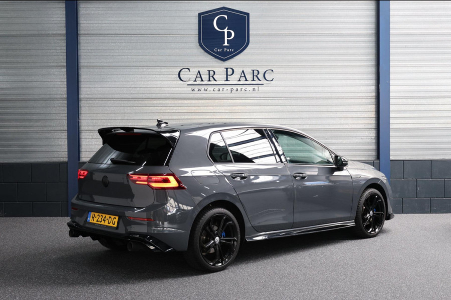 Volkswagen Golf 1.5 eTSI R-Line IQ+LED/VIRTUAL/SFEER/ALCANTARA+S.VERWARMING+MASSAGE/18" LMVCAM/ACC/ECC/12 MDN GARANTIE!