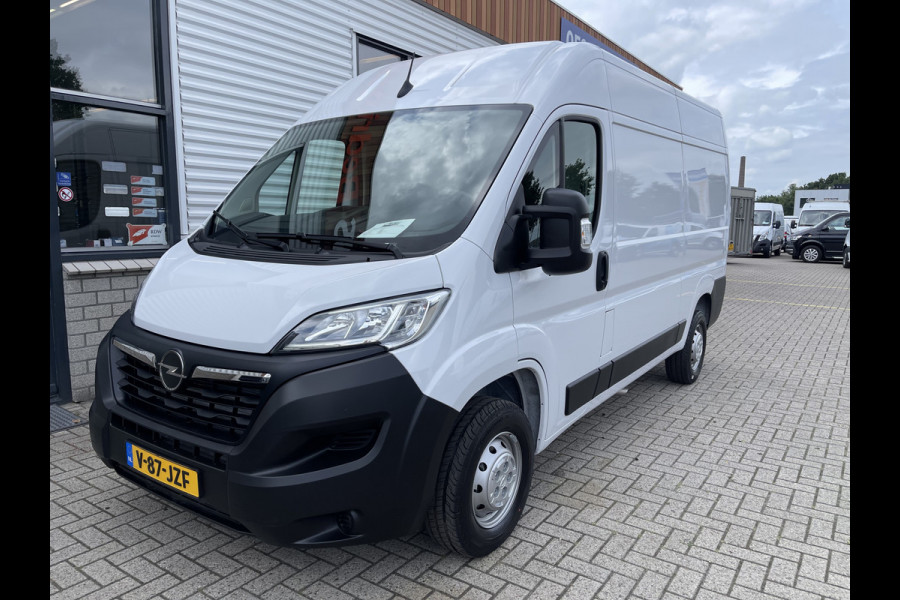 Opel Movano 2.2D 140pk L2H2 3.5t / nieuw overjarig / direct leverbaar / € 25.950 ex btw / parkeersensoren achter / airco / cruise control / bijrijdersbank !