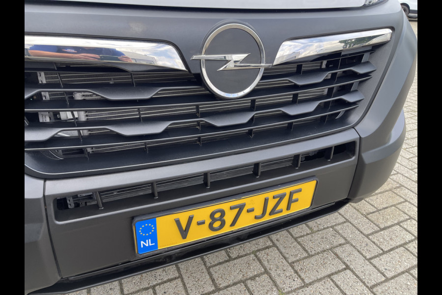 Opel Movano 2.2D 140pk L2H2 3.5t / nieuw overjarig / direct leverbaar / € 25.950 ex btw / parkeersensoren achter / airco / cruise control / bijrijdersbank !