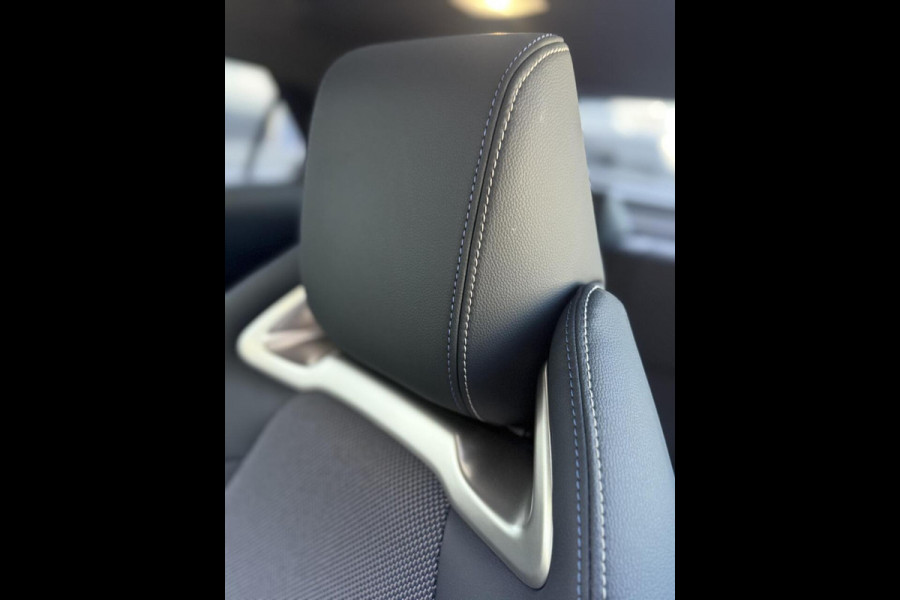 Toyota C-HR 1.8 Hybrid 140 Executive|JBL|ACC|PANO