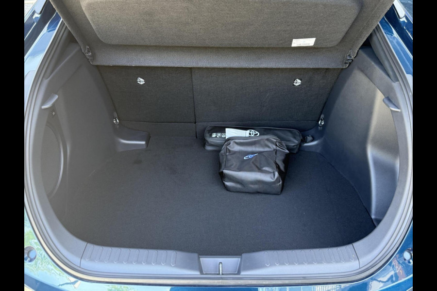 Toyota C-HR 1.8 Hybrid 140 Executive|JBL|ACC|PANO