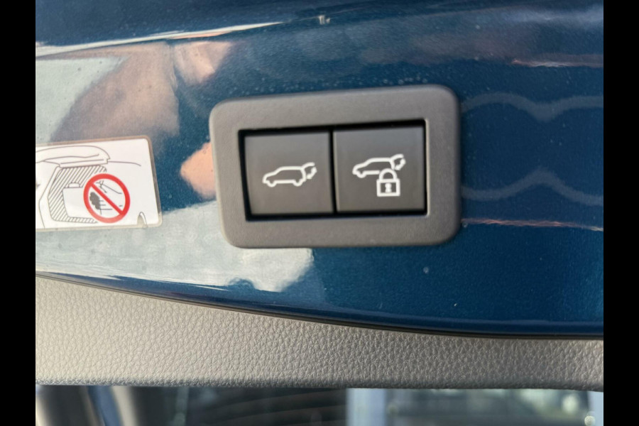 Toyota C-HR 1.8 Hybrid 140 Executive|JBL|ACC|PANO