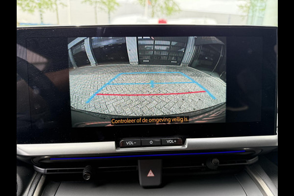 Toyota C-HR 1.8 Hybrid 140 Executive|JBL|ACC|PANO