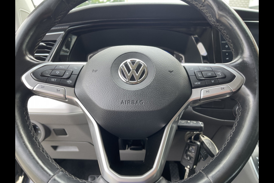 Volkswagen Transporter 2.0 TDI 150pk DSG automaat L2H1 30 DC 5 persoons Bulli / nieuwe koppeling vliegwiel / vaste prijs rijklaar € 32.950 ex btw / lease vanaf € 538 / leer / 19 inch wielen / dubbele schuifdeur