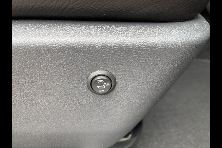 Volkswagen Transporter 2.0 TDI 150pk DSG automaat L2H1 30 DC 5 persoons Bulli / nieuwe koppeling vliegwiel / vaste prijs rijklaar € 32.950 ex btw / lease vanaf € 538 / leer / 19 inch wielen / dubbele schuifdeur