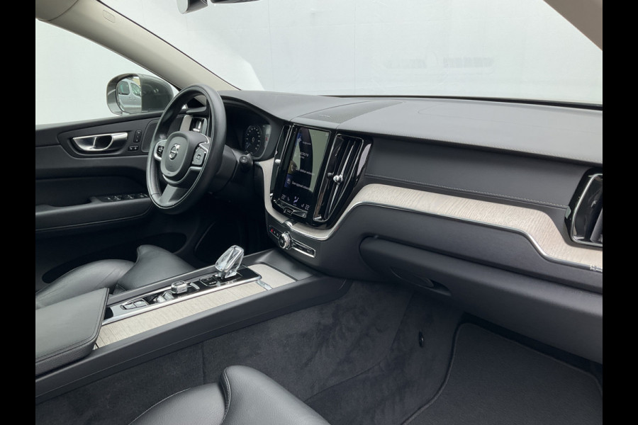 Volvo XC60 2.0 T6 PHEV AWD Inscription Pano Harman/Kardon Elek.Trekhaak Leder VOL!
