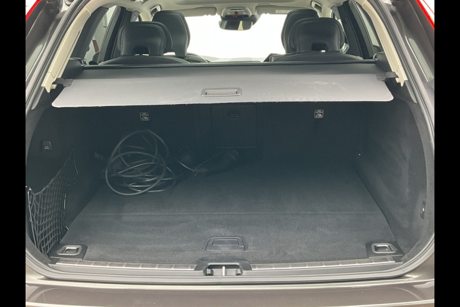 Volvo XC60 2.0 T6 PHEV AWD Inscription Pano Harman/Kardon Elek.Trekhaak Leder VOL!