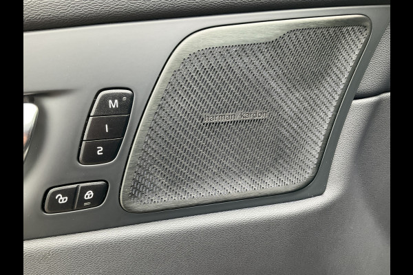 Volvo XC60 2.0 T6 PHEV AWD Inscription Pano Harman/Kardon Elek.Trekhaak Leder VOL!