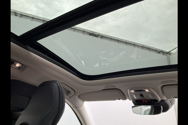 Volvo XC60 2.0 T6 PHEV AWD Inscription Pano Harman/Kardon Elek.Trekhaak Leder VOL!