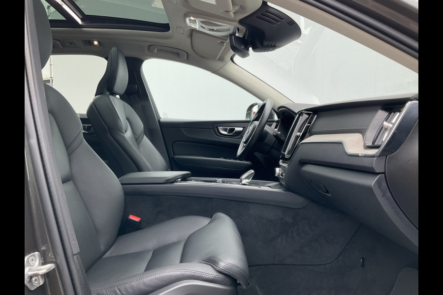 Volvo XC60 2.0 T6 PHEV AWD Inscription Pano Harman/Kardon Elek.Trekhaak Leder VOL!