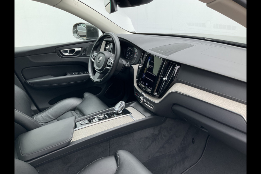 Volvo XC60 2.0 T6 PHEV AWD Inscription Pano Harman/Kardon Elek.Trekhaak Leder VOL!
