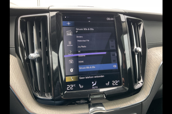 Volvo XC60 2.0 T6 PHEV AWD Inscription Pano Harman/Kardon Elek.Trekhaak Leder VOL!