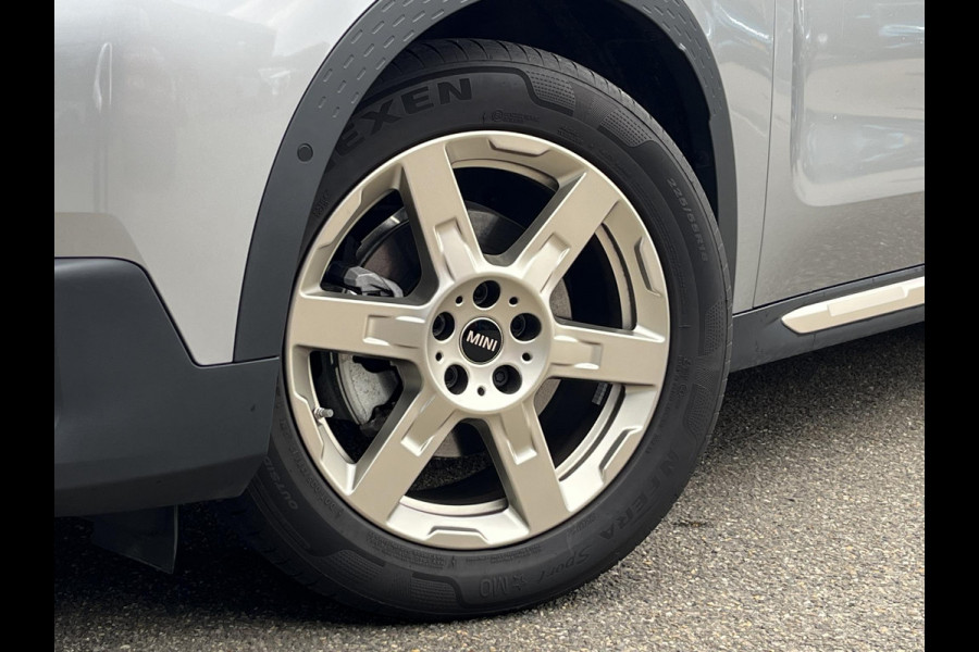 MINI Countryman E Favoured S 66.5 kWh ORIG. NL. NAP KM. | CAMERA | LEDER | STOEL + STUURVERWARMING