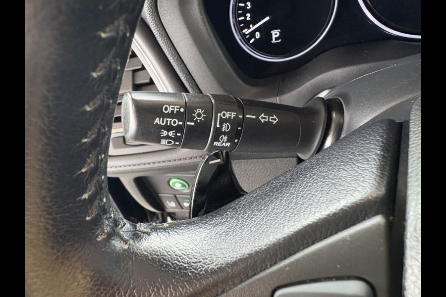 Honda HR-V 1.5 i-VTEC Automaat Elegance CAMERA/NAVI/CRUISE/PDC/STOELVERWARMING