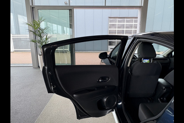 Honda HR-V 1.5 i-VTEC Automaat Elegance CAMERA/NAVI/CRUISE/PDC/STOELVERWARMING