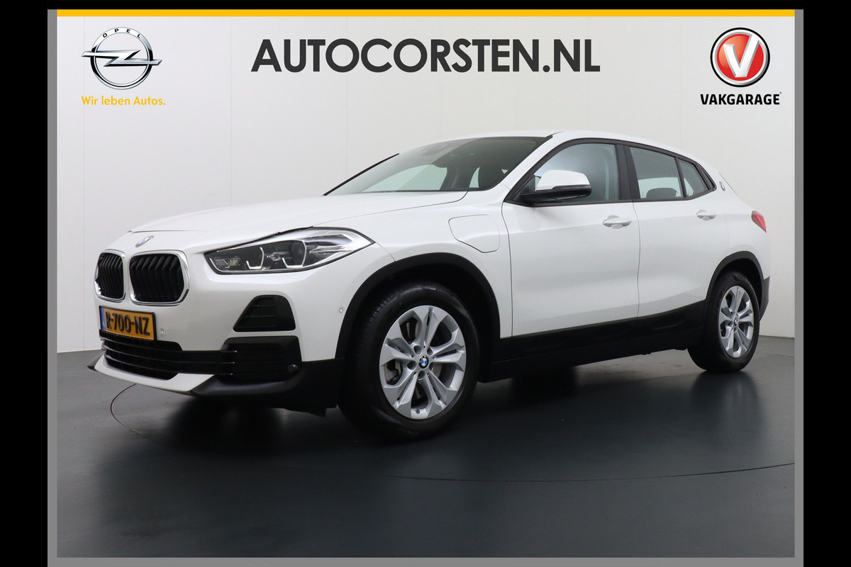 BMW X2 xDrive25e PHEV 126pk ZwarteHemel Elek.klep Keyless Camera Pdc Navi CruiseControl Usb Bordherk. Ecc Bluetooth Regensensor Stoelverw. Dab Isofix 4xElek.Ramen/Spiegels Aut.DimmendeSpiegel 17''LM Executive BMW X2 xDrive25e PHEV 126pk ZwarteHemel Elek.klep Keyless Camera Pdc Navi CruiseControl Usb Bordherk. Ecc Bluetooth Regensensor Stoelverw. Dab Isofix 4xElek.Ramen/Spiegels Aut.DimmendeSpiegel 17''LM Executive