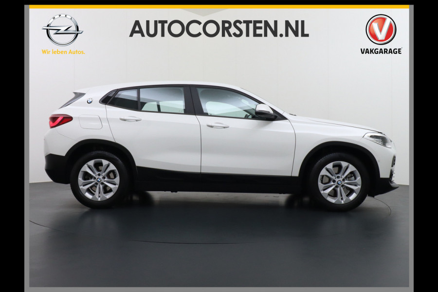 BMW X2 xDrive25e PHEV 126pk ZwarteHemel Elek.klep Keyless Camera Pdc Navi CruiseControl Usb Bordherk. Ecc Bluetooth Regensensor Stoelverw. Dab Isofix 4xElek.Ramen/Spiegels Aut.DimmendeSpiegel 17''LM Executive
