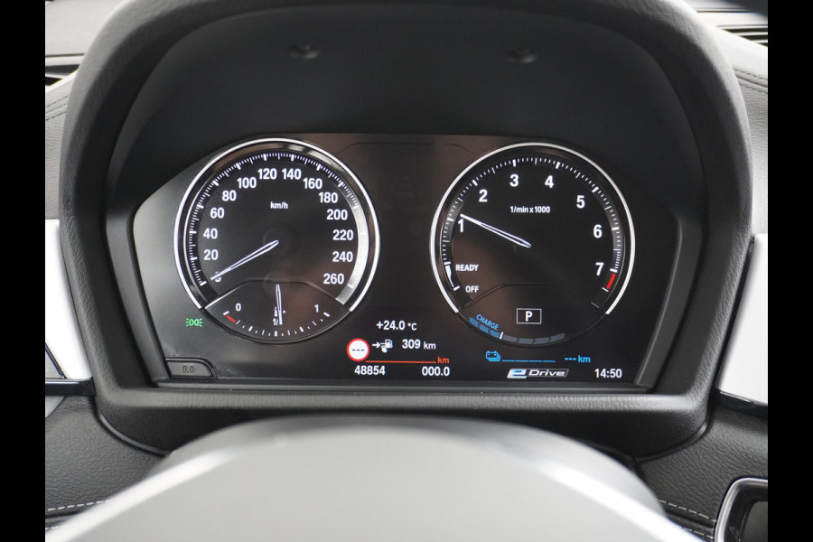 BMW X2 xDrive25e PHEV 126pk ZwarteHemel Elek.klep Keyless Camera Pdc Navi CruiseControl Usb Bordherk. Ecc Bluetooth Regensensor Stoelverw. Dab Isofix 4xElek.Ramen/Spiegels Aut.DimmendeSpiegel 17''LM Executive