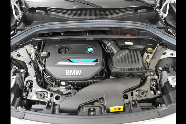BMW X2 xDrive25e PHEV 126pk ZwarteHemel Elek.klep Keyless Camera Pdc Navi CruiseControl Usb Bordherk. Ecc Bluetooth Regensensor Stoelverw. Dab Isofix 4xElek.Ramen/Spiegels Aut.DimmendeSpiegel 17''LM Executive