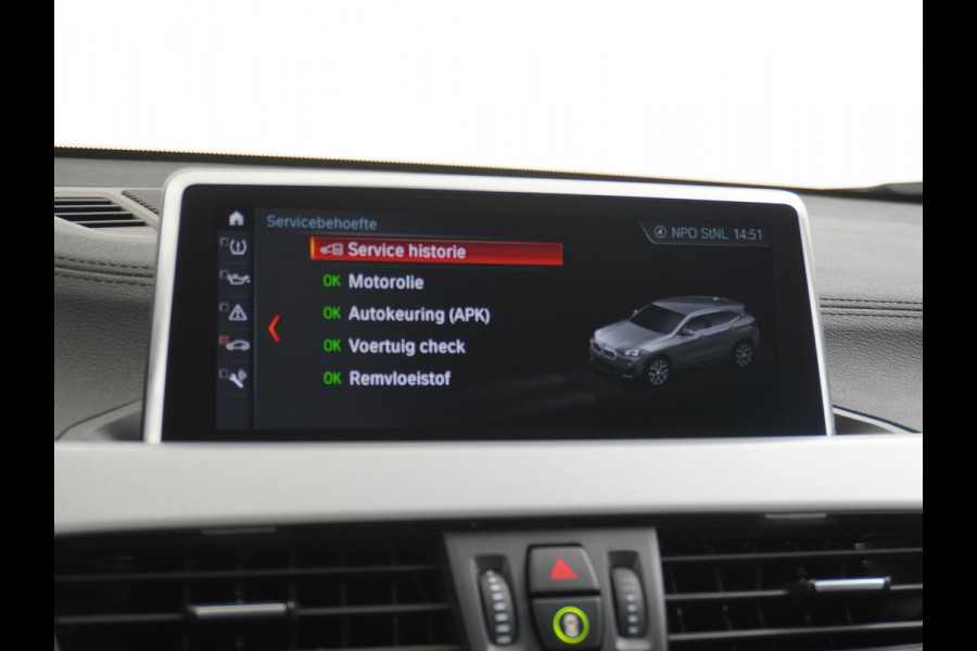 BMW X2 xDrive25e PHEV 126pk ZwarteHemel Elek.klep Keyless Camera Pdc Navi CruiseControl Usb Bordherk. Ecc Bluetooth Regensensor Stoelverw. Dab Isofix 4xElek.Ramen/Spiegels Aut.DimmendeSpiegel 17''LM Executive