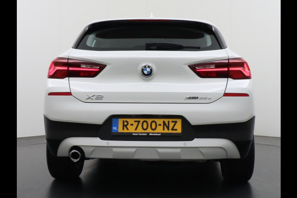 BMW X2 xDrive25e PHEV 126pk ZwarteHemel Elek.klep Keyless Camera Pdc Navi CruiseControl Usb Bordherk. Ecc Bluetooth Regensensor Stoelverw. Dab Isofix 4xElek.Ramen/Spiegels Aut.DimmendeSpiegel 17''LM Executive
