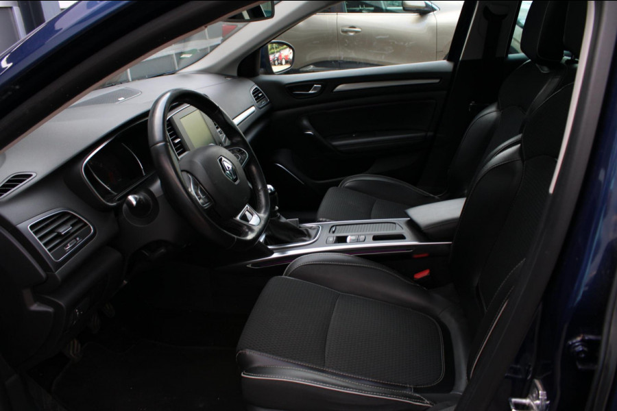 Renault MEGANE Estate 1.2 TCe Bose