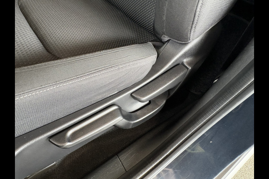 Honda HR-V 1.5 i-VTEC Automaat Elegance CAMERA/NAVI/CRUISE/PDC/STOELVERWARMING