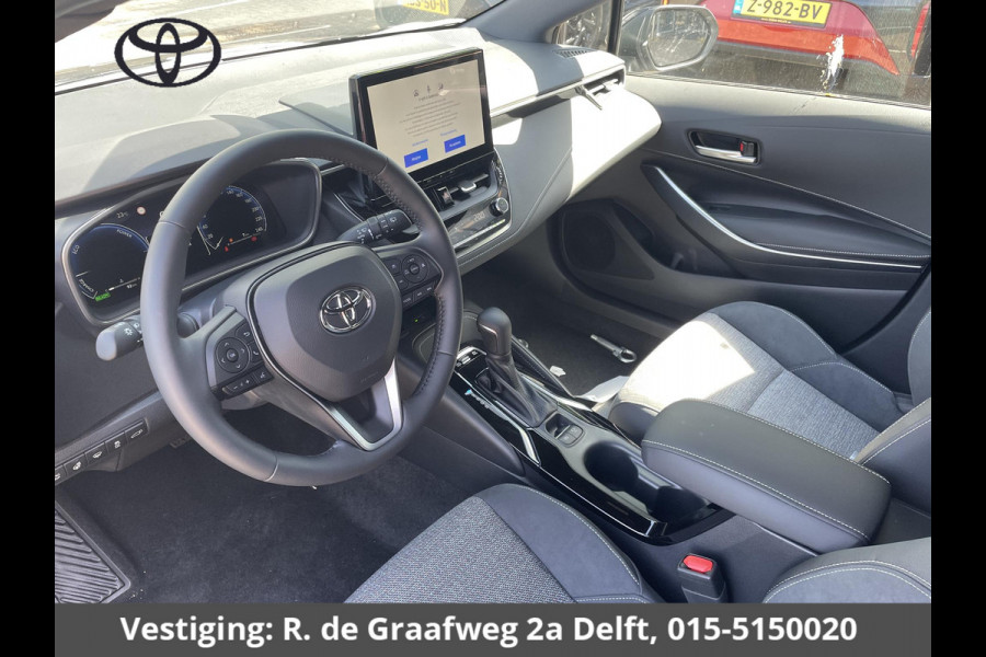 Toyota Corolla Hybrid 140 Dynamic | Dodehoek Detectie | Navigatie | Stuur- & Stoelverwarming | Parkeersensoren