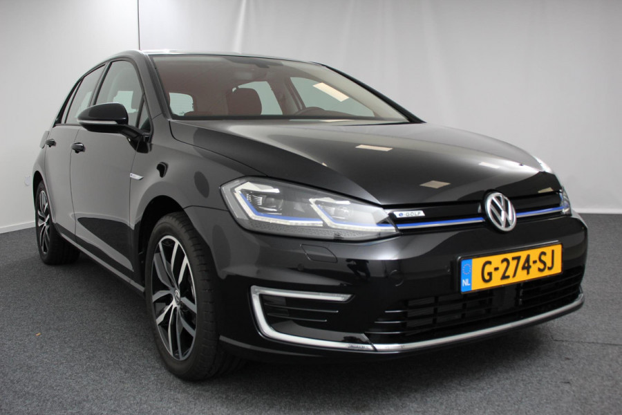 Volkswagen e-Golf | Navigatie | Climate control | Virtuel Cockpit | Camera | Keyless | Bluetooth | Cruise Control | Lichtmetalen Velgen |