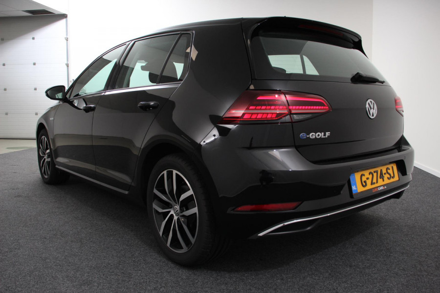 Volkswagen e-Golf | Navigatie | Climate control | Virtuel Cockpit | Camera | Keyless | Bluetooth | Cruise Control | Lichtmetalen Velgen |
