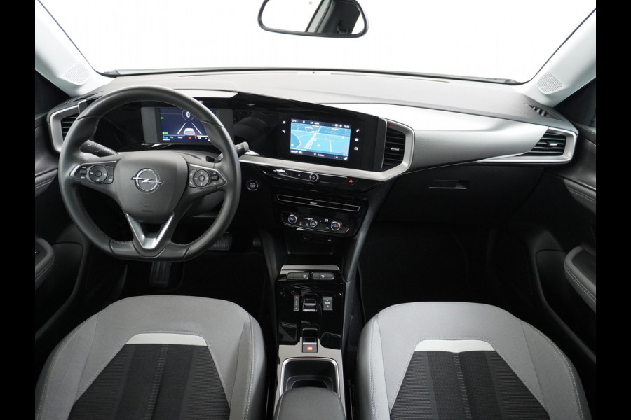 Opel Mokka-e Elegance 50-kWh 11kw 360Camera VirtualCockpit Apple/Android Bordherk. Lane-dep. Navi Led Keyless 1/2Leer Licht-/Zichtpakket Dab Usb Bluetooth CruiseControl Pdc Isofix Ecc 4xElek.Ramen.Spiegels 17''LM 136pk NL-auto!