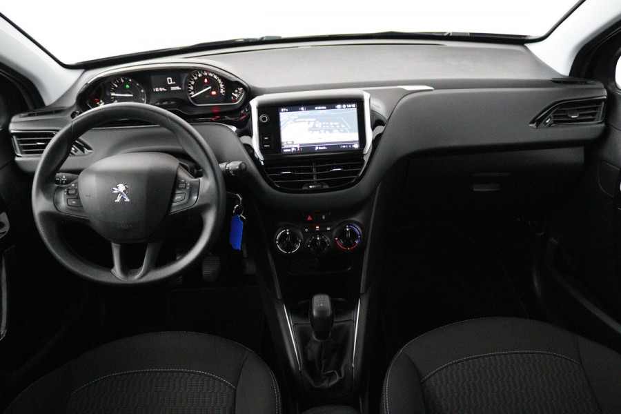 Peugeot 208 1.2 PureTech Blue Lease Active (PARKEERSENSOREN ACHTER, NAVIGATIE, BLUETOOTH, NL-AUTO, GOED ONDERHOUDEN)