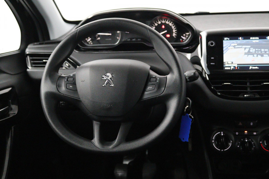 Peugeot 208 1.2 PureTech Blue Lease Active (PARKEERSENSOREN ACHTER, NAVIGATIE, BLUETOOTH, NL-AUTO, GOED ONDERHOUDEN)