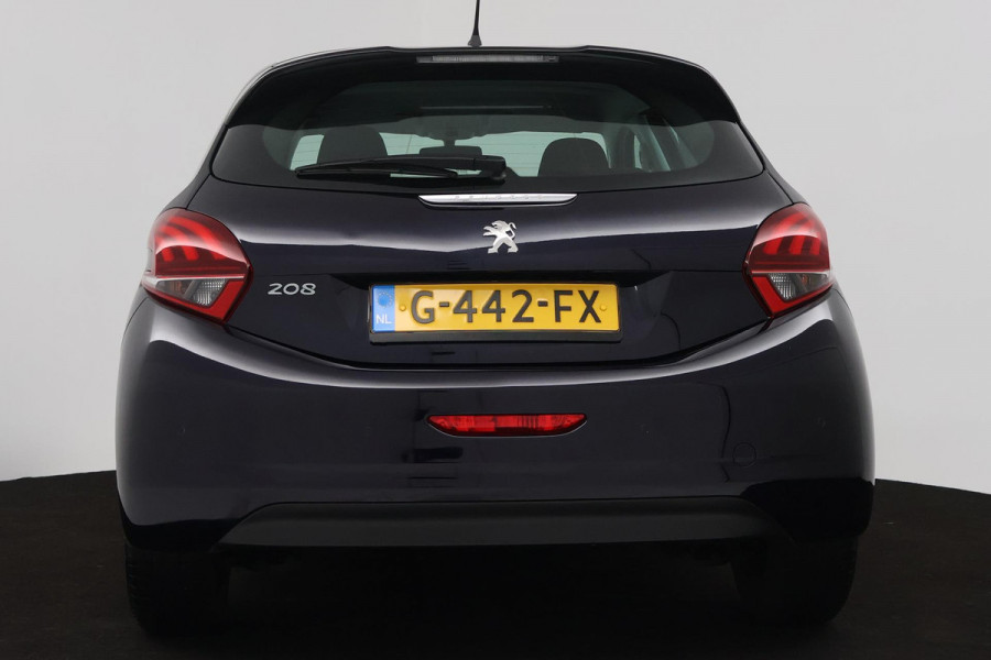 Peugeot 208 1.2 PureTech Blue Lease Active (PARKEERSENSOREN ACHTER, NAVIGATIE, BLUETOOTH, NL-AUTO, GOED ONDERHOUDEN)